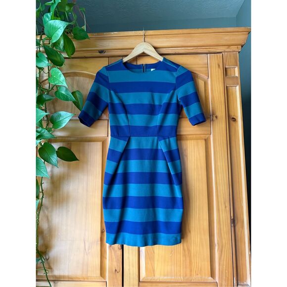 Fossil Blue Rugby Striped Short Sleeve Sheath Dress Crew Neck Back Zip SZ XS - Picture 2 of 12